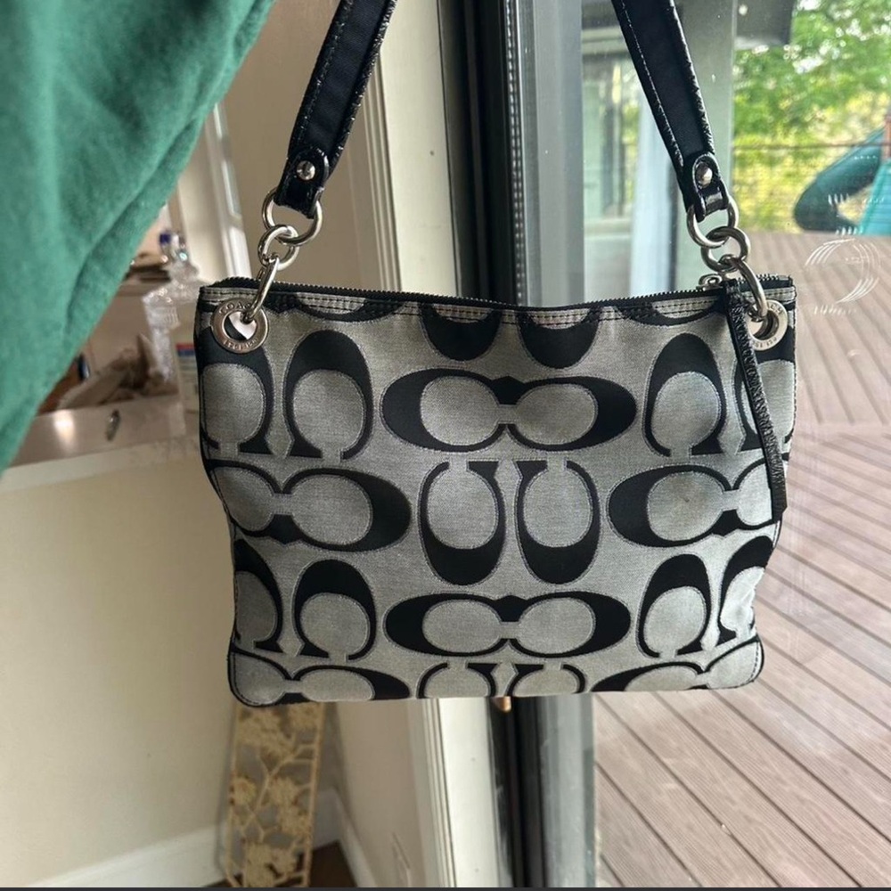 Y2K Coach Black and Gray Shoulder Bag